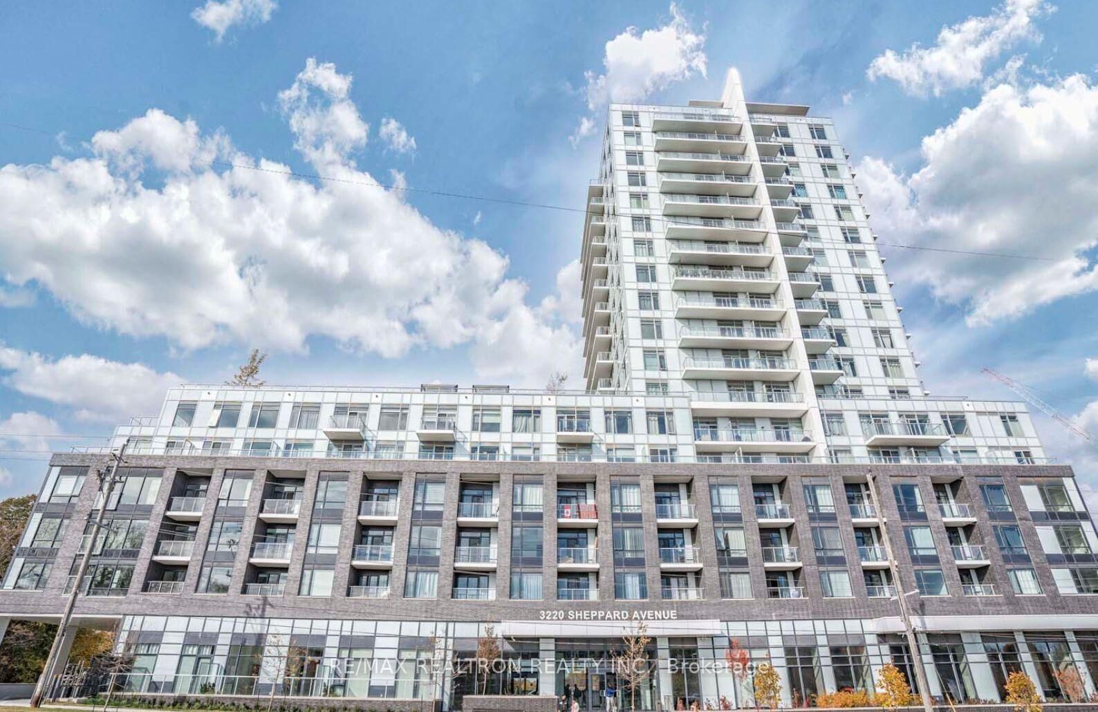 Property Photo: 3220 Sheppard Avenue 318 ON M1T 0B7