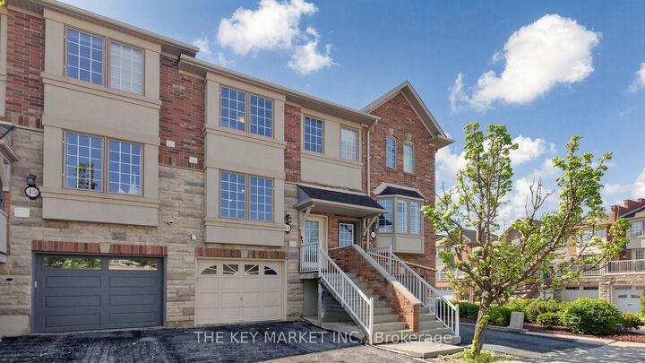 435 English Rose Lane 14 — photo 1