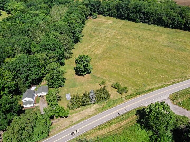 Property Photo:  2385 River Rd  PA 16148 