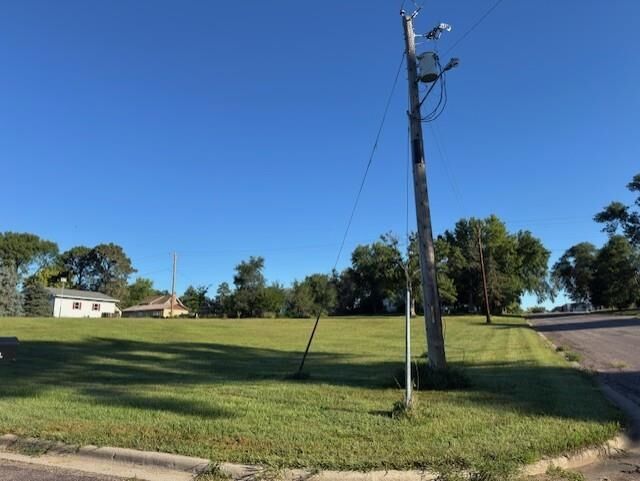 Property Photo: 900 6th St. SD 57062