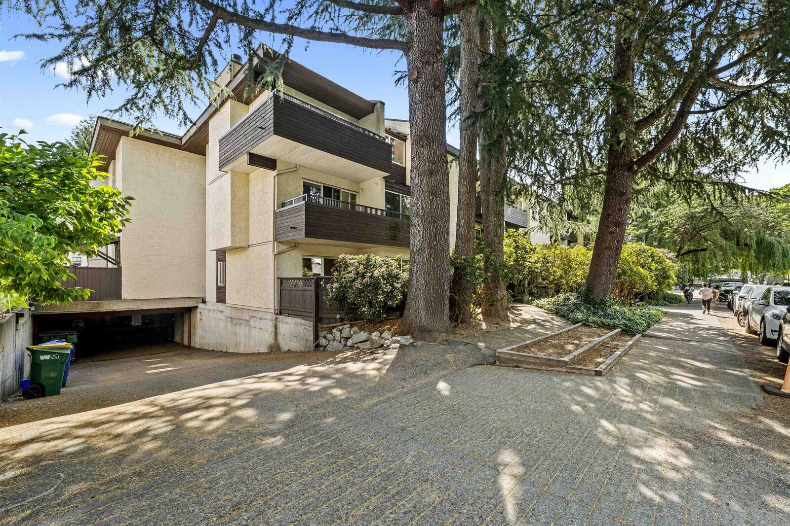 Property Photo: 1420 E 8th Avenue 108 BC V5N 1T4