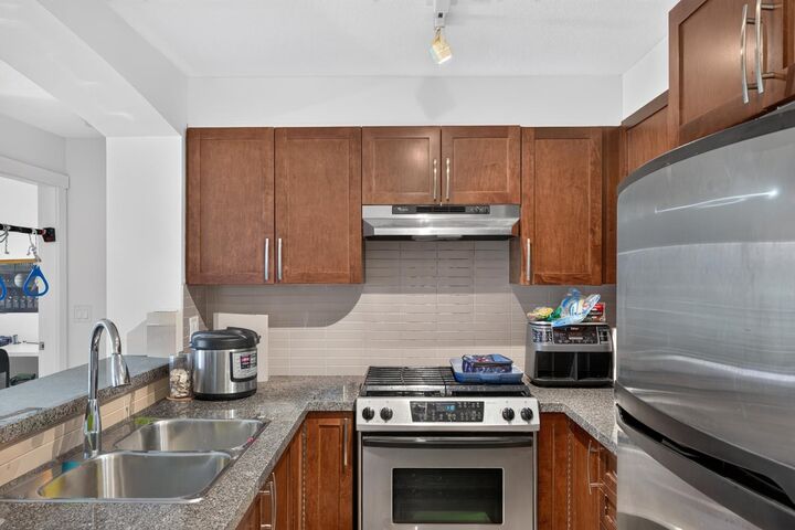 Property Photo:  5725 Agronomy Road 311  BC V6T 1L9 