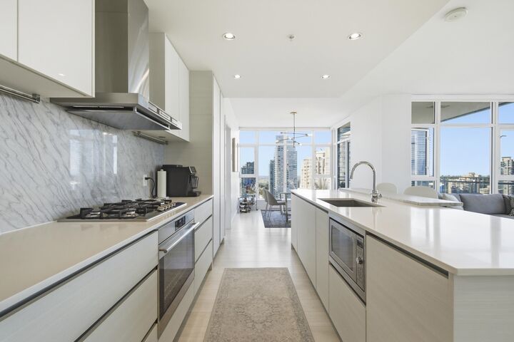 Property Photo: 4670 Assembly Way 2506 BC V5H 0H3