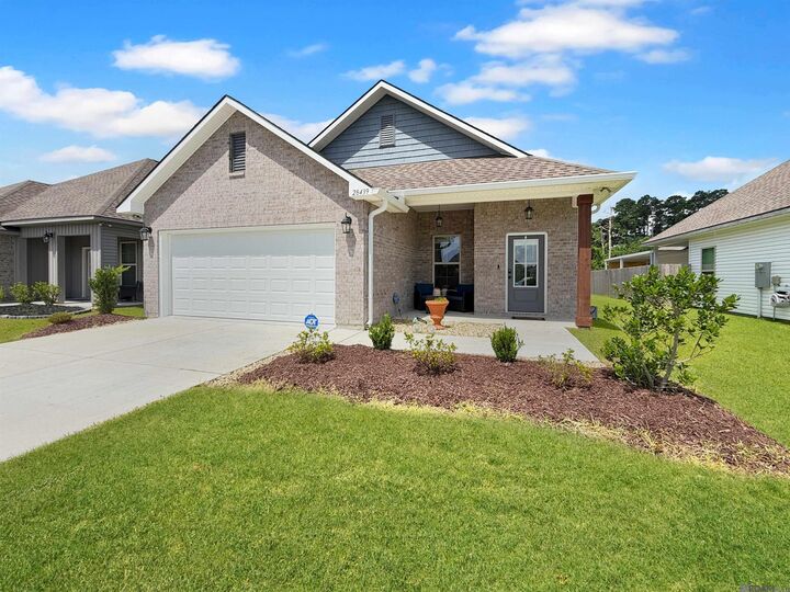 Property Photo: 28439 Middlebrook Way LA 70726