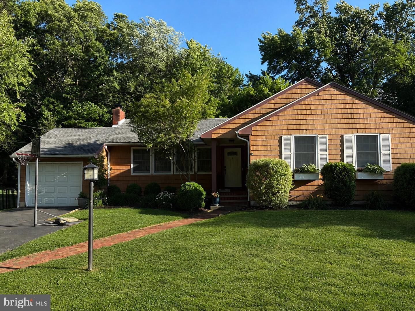 Property Photo: 309 Arborlea Avenue PA 19067