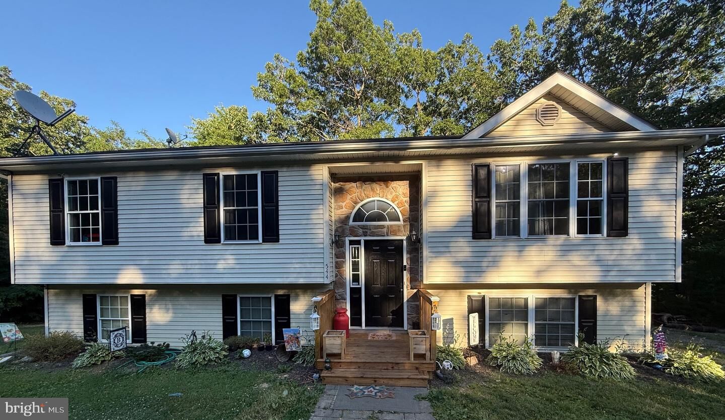 Property Photo: 544 Bluebird Trail VA 22602