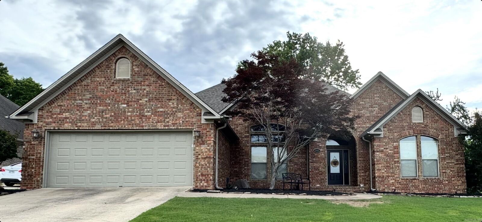 Property Photo: 865 Cordoba Drive AR 72034-7595