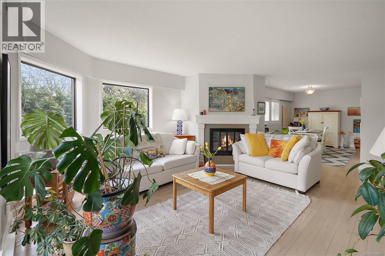 Property Photo: 1252 Pandora Avenue 204 BC V8V 3R4