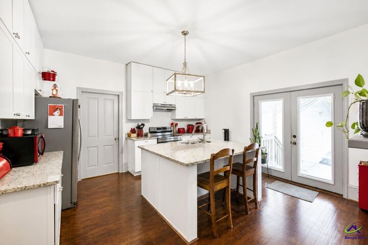 Property Photo:  169 W Dykes Street  GA 31014 