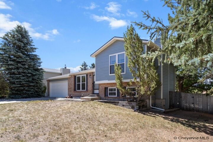 Property Photo:  4103 Sullivan St  WY 82001 