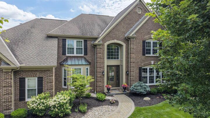 Property Photo:  6915 Hampton Cove Court  OH 45040 
