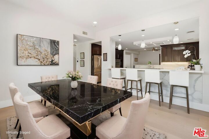 Property Photo: 3635 Potosi Ave CA 91604