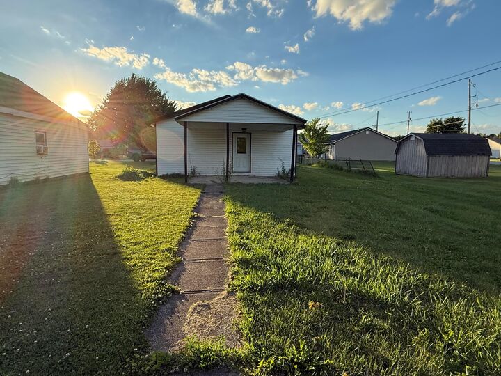 Property Photo:  517 Earl Avenue  OH 43160 