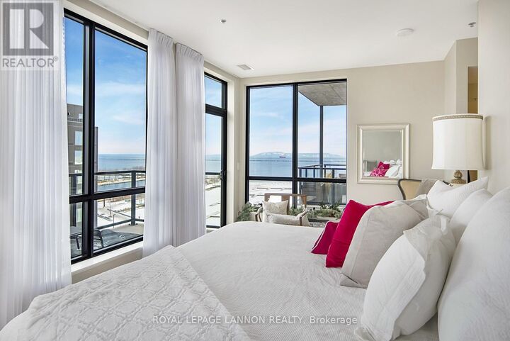 Property Photo: 2260 Sleeping Giant Parkway ON P7A 0E7