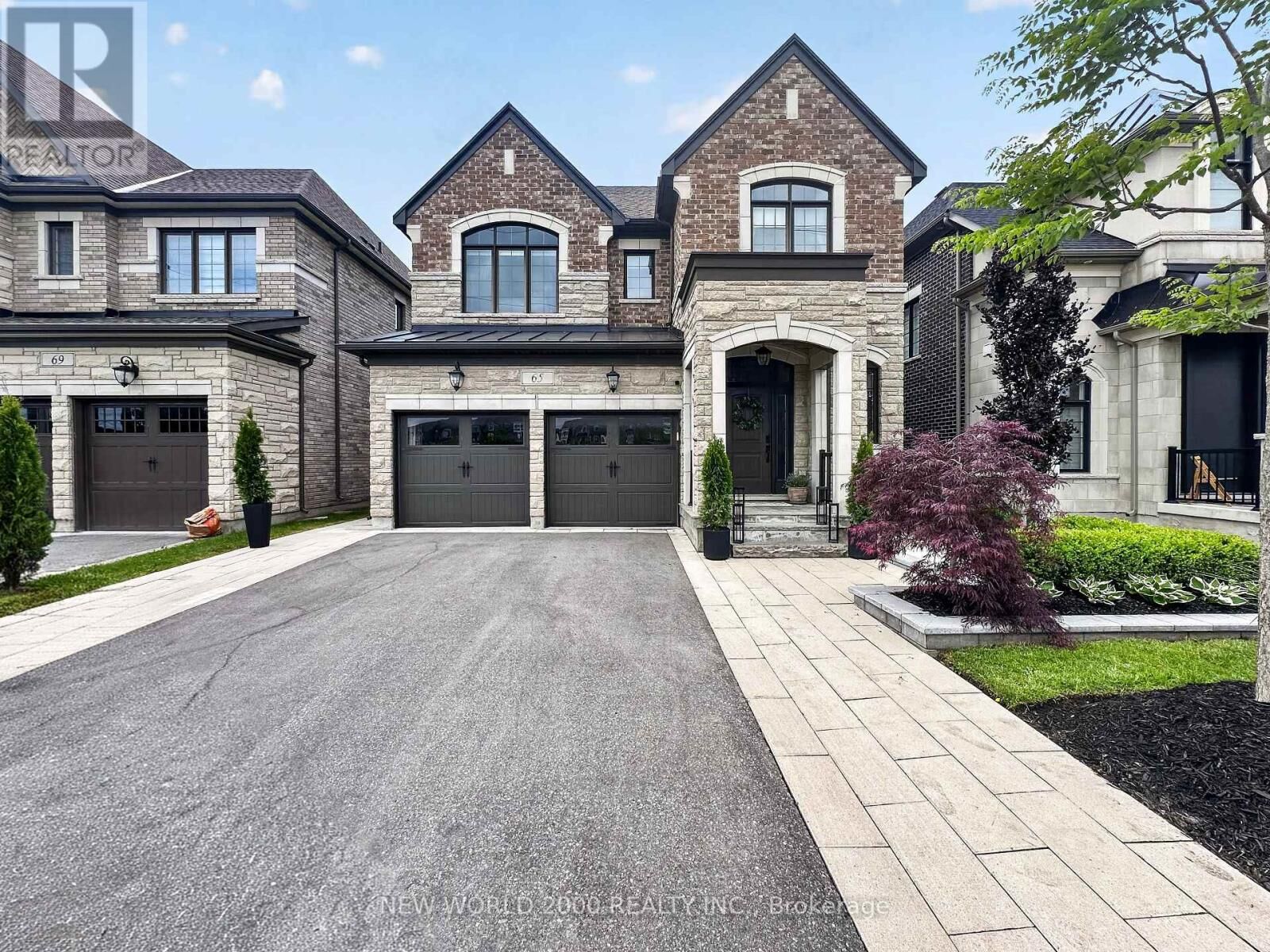 Property Photo:  65 Morning Sparrow Drive  ON L4H 3N5 