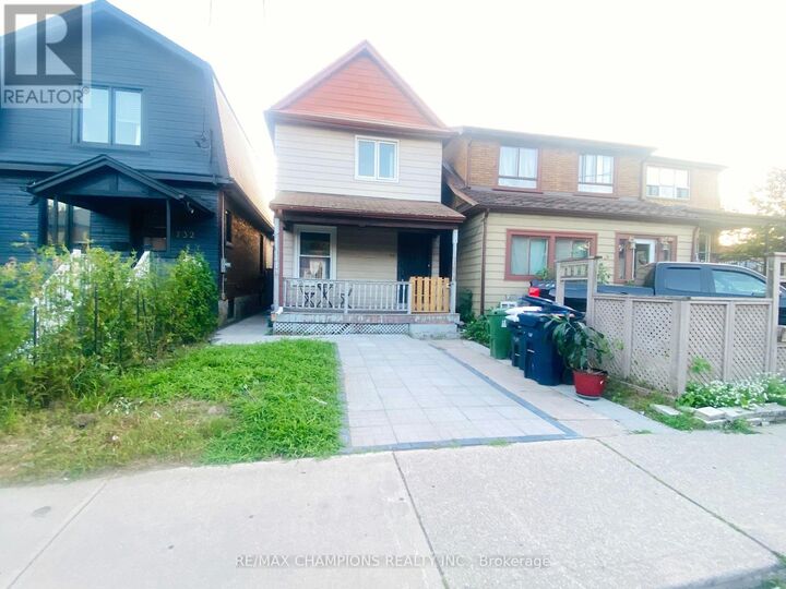 Property Photo:  734 Willard Avenue Main  ON M6S 3S5 