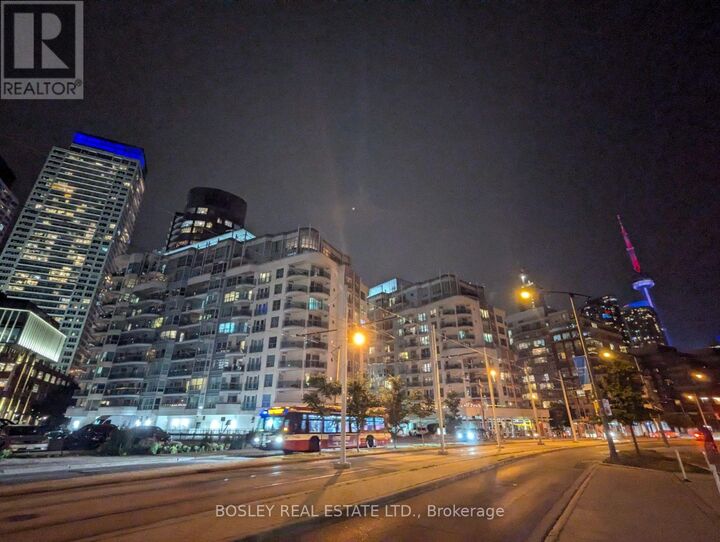 Property Photo: 600 Queens Quay West 828 ON M5V 3M3