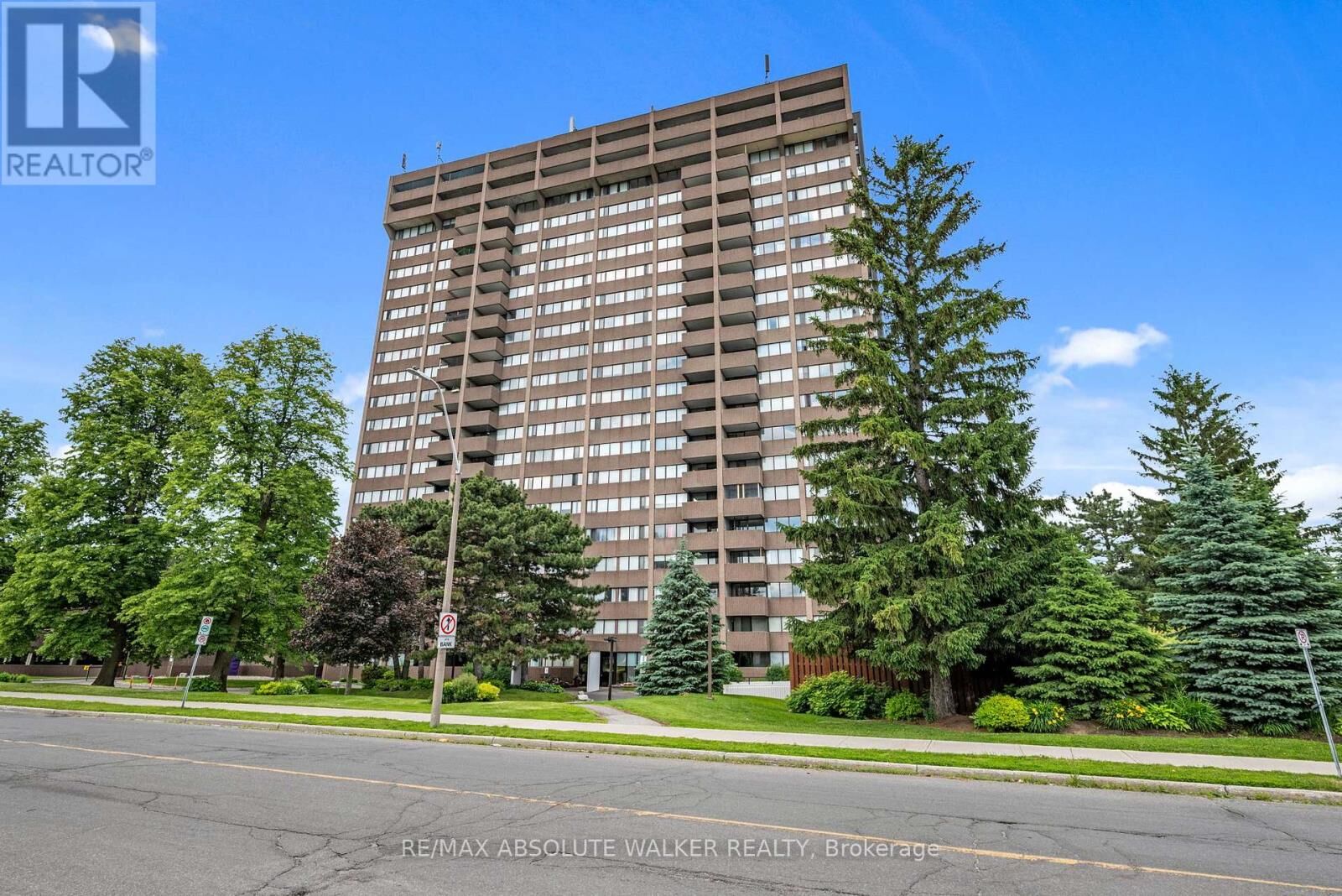 Property Photo:  1285 Cahill Drive 2003  ON K1V 9A7 
