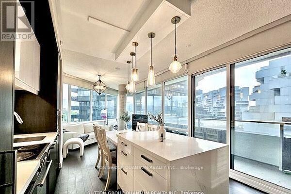 Photo de la propriété:  120 Bayview Avenue N505  ON M5A 0G4 