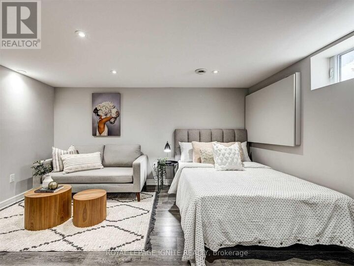 Property Photo: 106 Gilroy Drive ON M1P 2A1