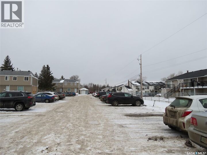 Property Photo: 3926 Castle Road SK S4S 6A4