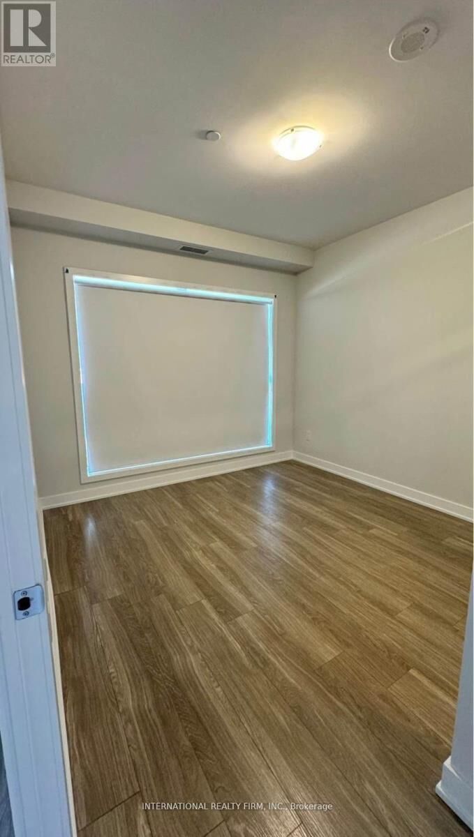 Property Photo: 4130 Parkside Village Drive ON L5B 0L7