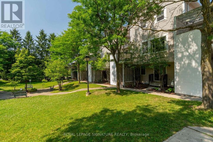Property Photo:  461 Beechwood Place 55  ON N2T 2N8 