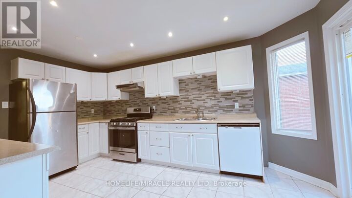 Property Photo: 12 Gore Drive ON L4N 8L3