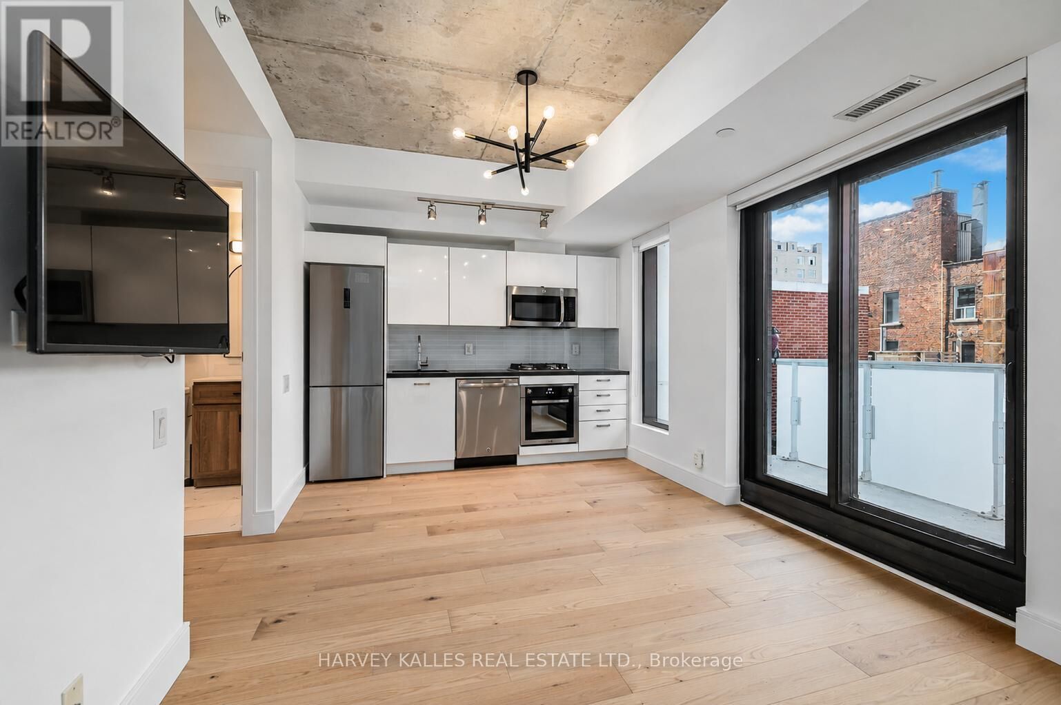 Property Photo:  11 Charlotte Street 507  ON M5V 2H5 