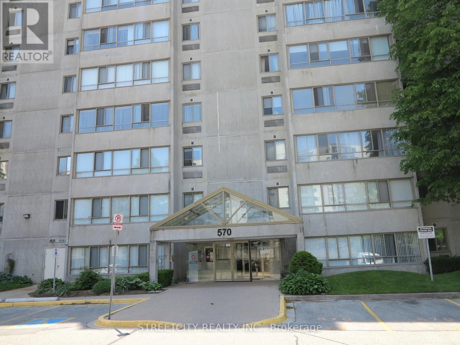 Property Photo:  570 Proudfoot Lane 1011  ON N6H 4Z1 
