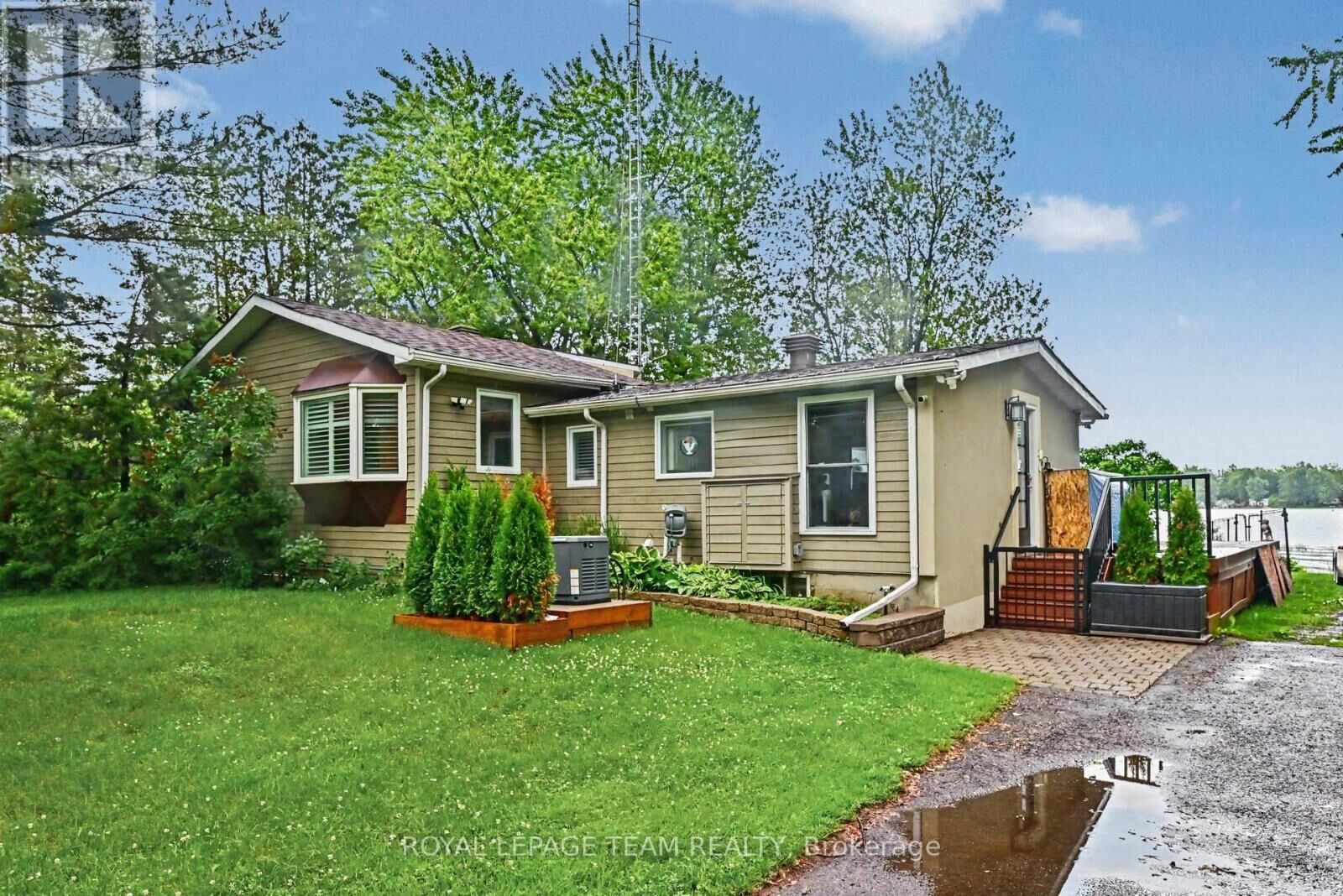 Property Photo: 2466 Fairmile Road North ON K0G 1J0