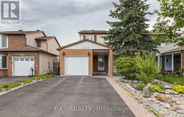 Property Photo: 1237 Cedarcroft Crescent ON K1B 5G9