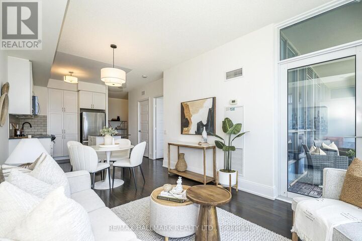 Property Photo:  15 Viking Lane 1206  ON M9B 0A4 