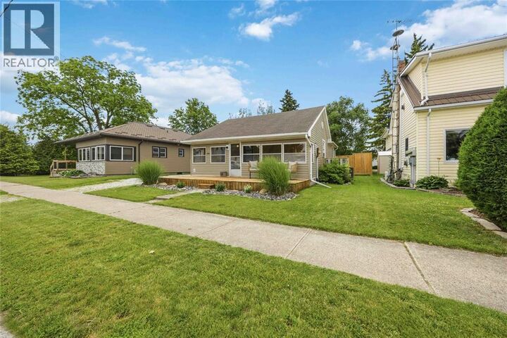Property Photo: 505 Broadway Street ON N0P 2B0