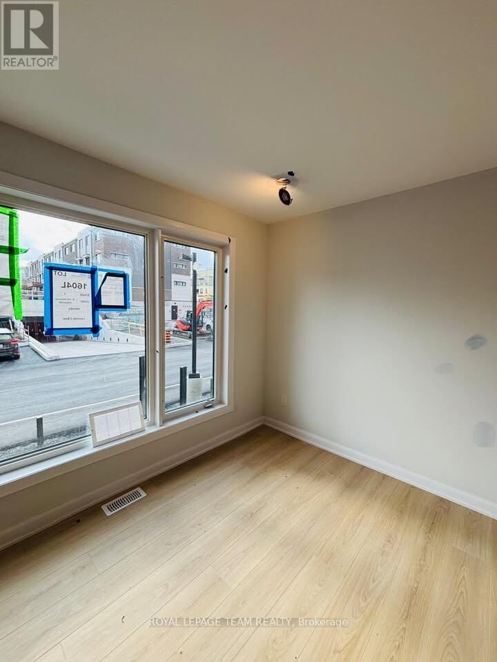 Property Photo: 801 Glenroy Gilbert Drive 9 ON K2J 7N8