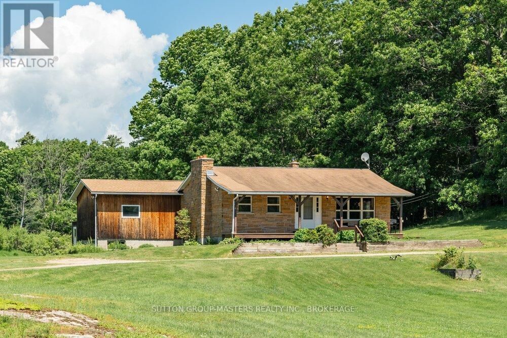 Property Photo: 107 Granite Ridge Road ON K0E 1L0