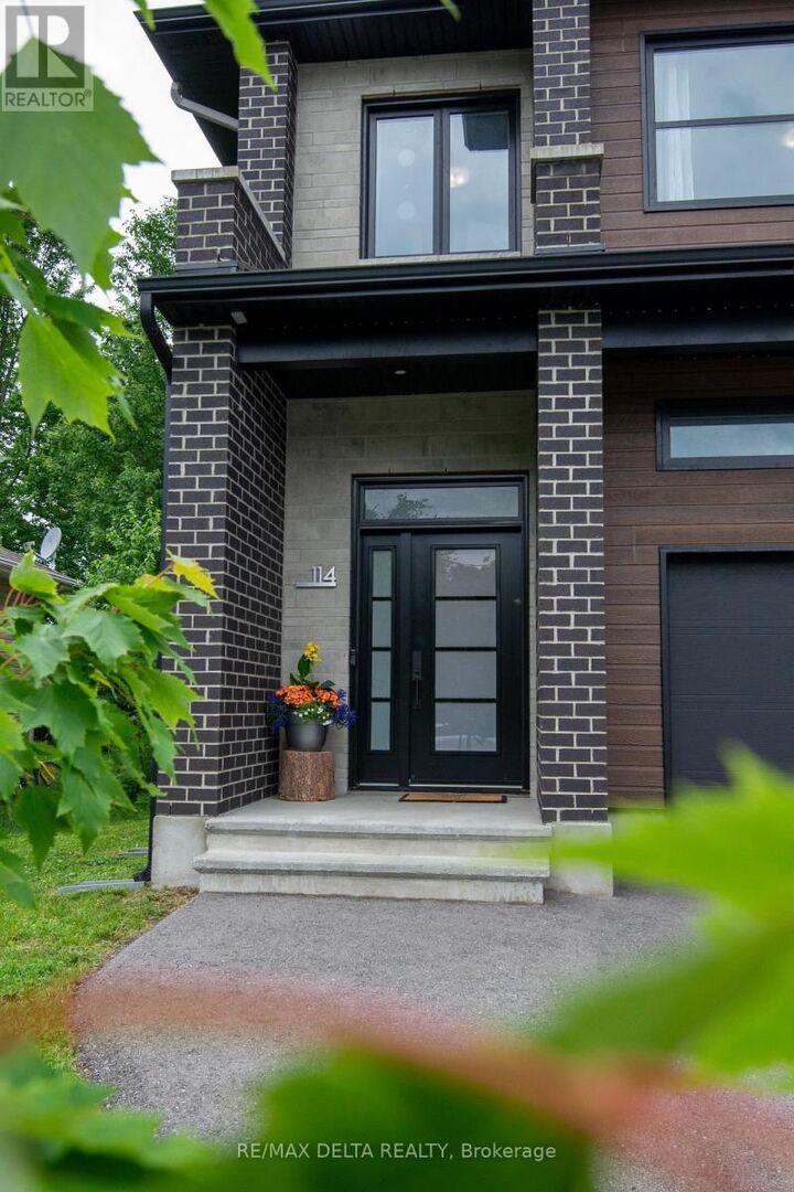 Property Photo:  114 Dolores Street  ON K0A 2M0 