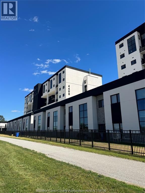 Property Photo:  4400 Laurier Parkway 466  ON N9H 0R1 