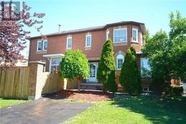 Property Photo: 5284 Richborough Drive ON L5R 3J8