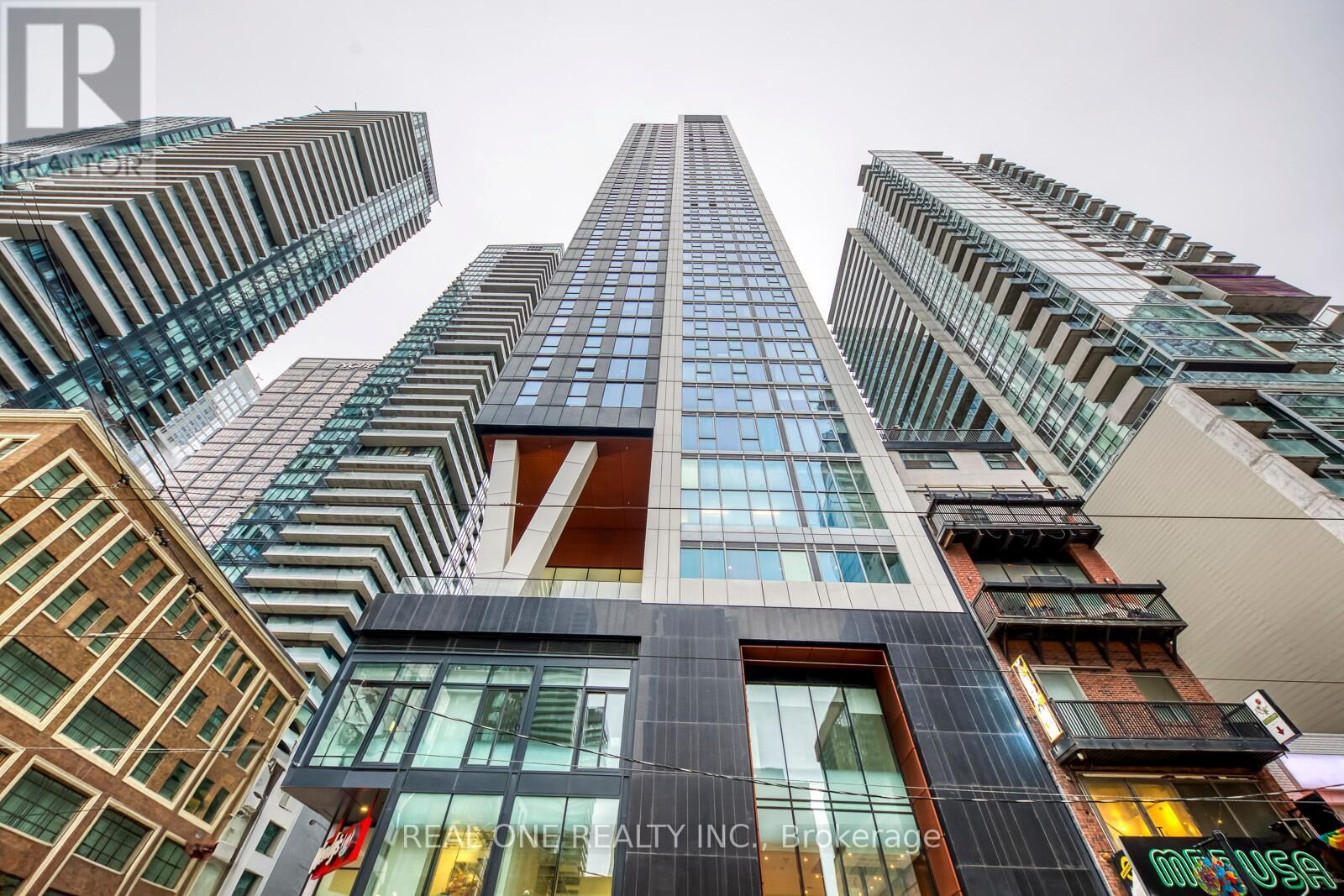 Property Photo:  357 King Street West 201  ON M5V 1K1 