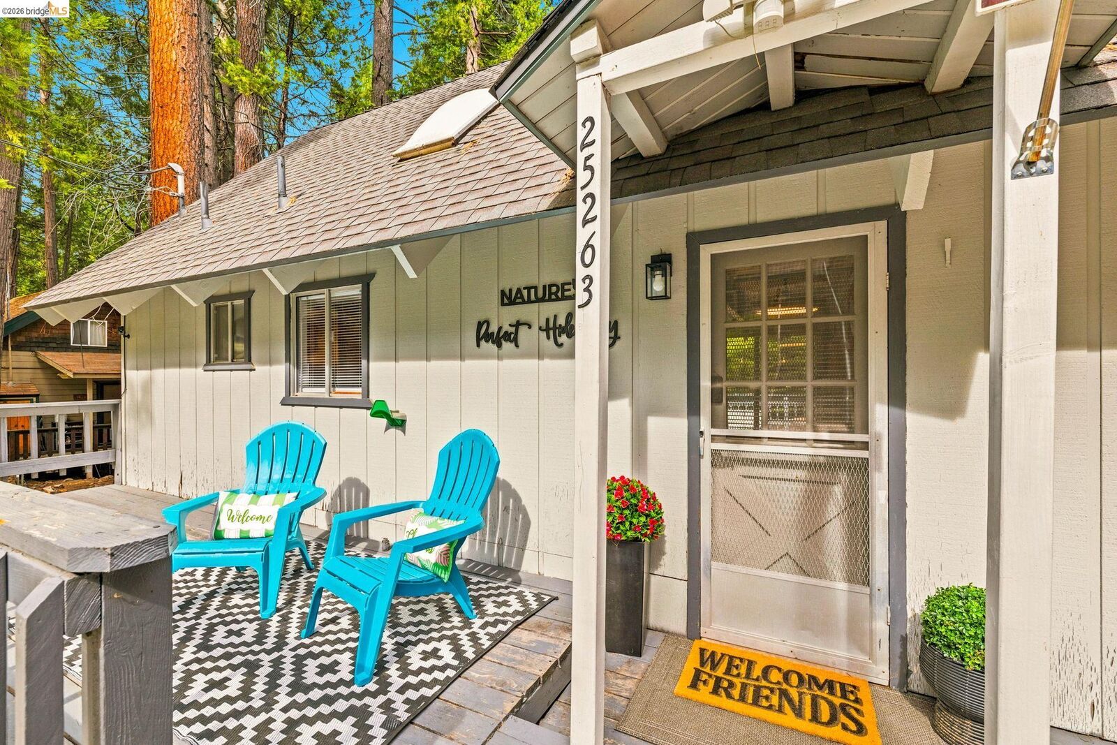 Property Photo: 25263 Deborah Dr CA 95335
