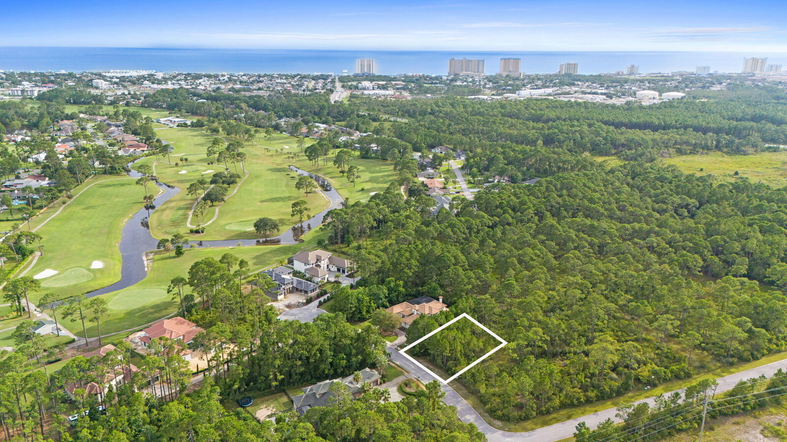 Property Photo: 102 Tuscany Way FL 32407