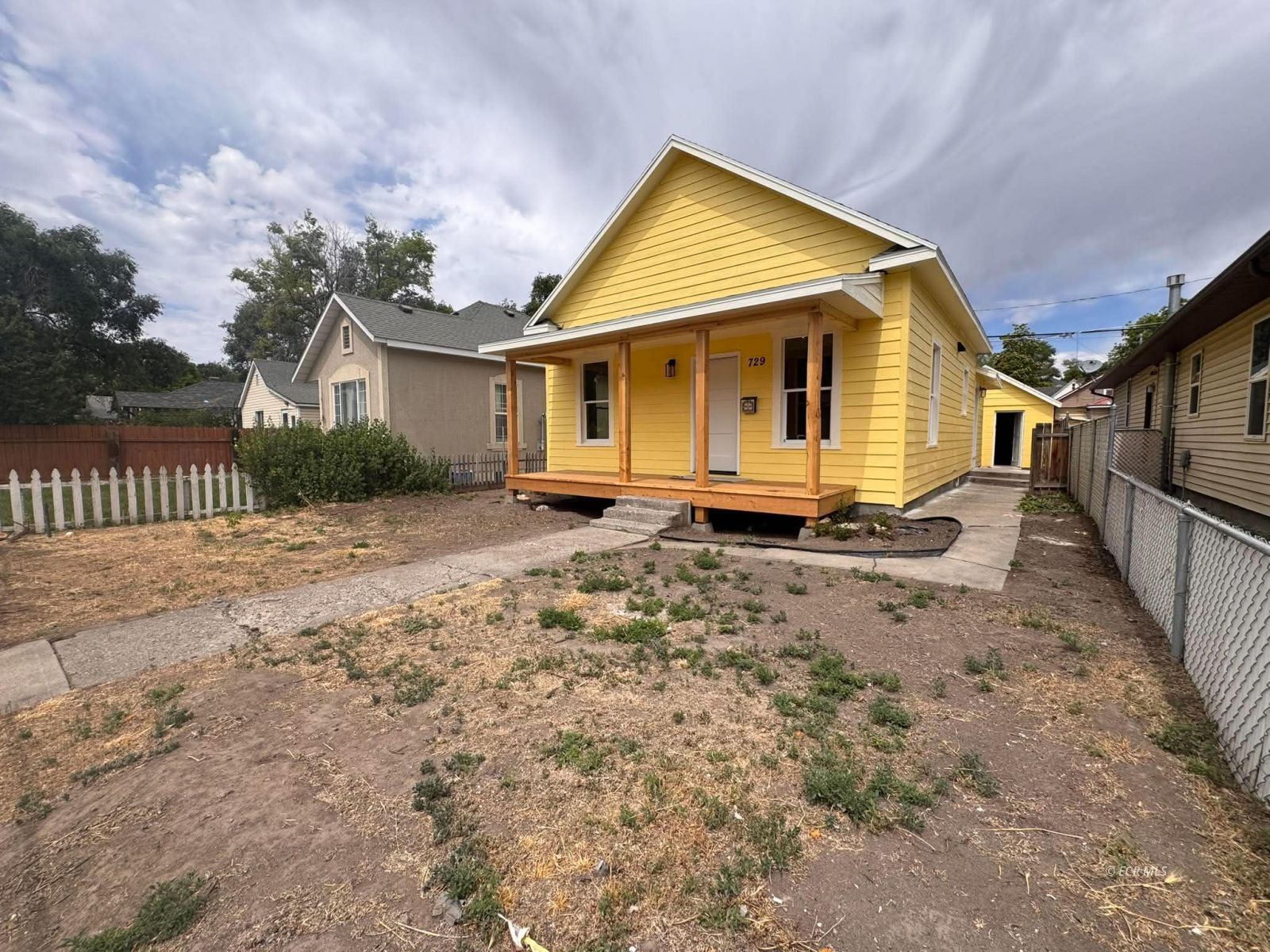 Property Photo:  729 Pine Street  NV 89801 