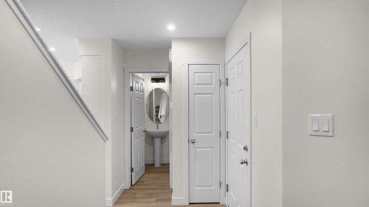 Property Photo:  43 Emmett Way  AB T7X 3C7 
