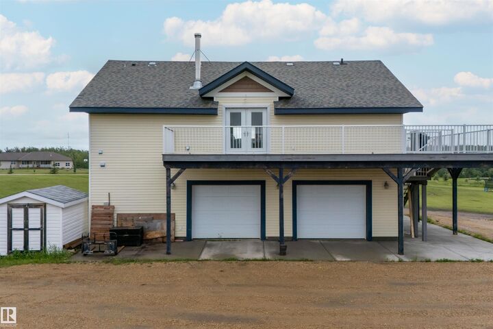 Property Photo:  60 50472 Rng Rd 232  AB T4X 0L1 