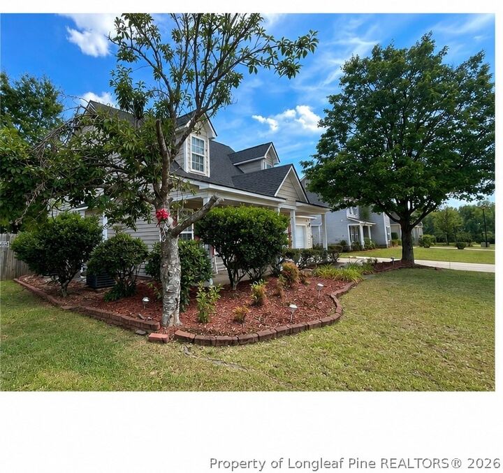 Property Photo:  