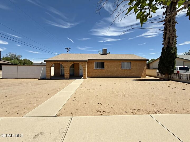 Property Photo:  501 Eduardo Street  TX 79821 