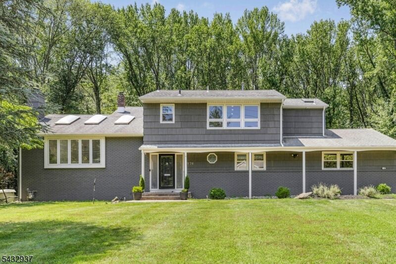 Property Photo:  1974 Winding Brook Way  NJ 07076 