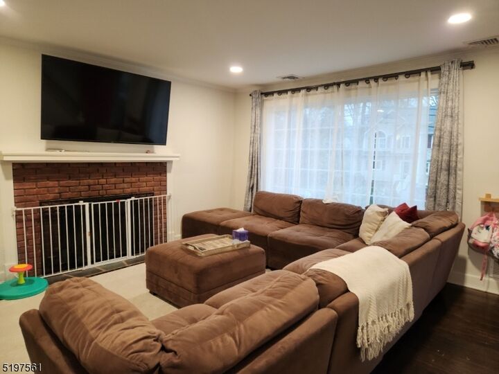 Property Photo:  30 Oakland Ave  NJ 07866 
