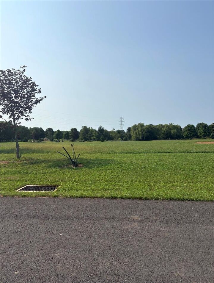 Property Photo: 4121 Meadow View Drive PA 18020